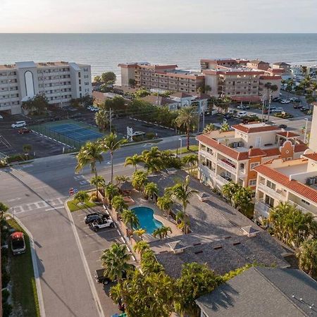 Walk To The Beach And Restaurants! - Coconut Villa'S Suite 2 St. Pete Beach Eksteriør billede